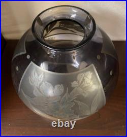 Vase Art Deco D'argyl Annees 30 En Verre Souffle Et Decor Floral A L'acide
