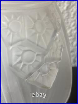 Vase Art Déco En Verre Dépoli Signé Muller Freres