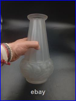 Vase Art Déco Espaivet Verre Moulé Pressé Blanc Satiné France 1920 1930