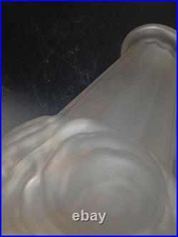 Vase Art Déco Espaivet Verre Moulé Pressé Blanc Satiné France 1920 1930