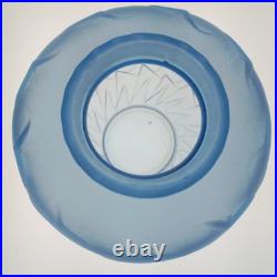 Vase Art Déco en Pâte de Verre Bleu moulé pressé à décor de vague et de Mouettes