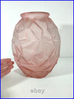 Vase Art Déco en Verre Givré Rose / 1930's