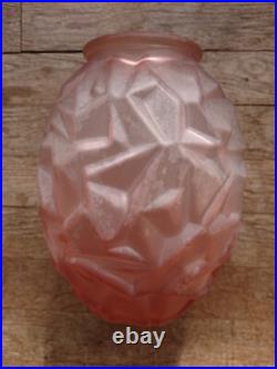 Vase Art Déco en Verre Givré Rose / 1930's