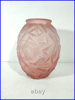 Vase Art Déco en Verre Givré Rose / 1930's