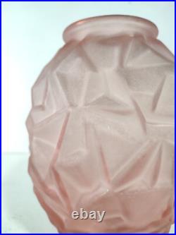 Vase Art Déco en Verre Givré Rose / 1930's