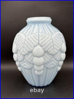 Vase Art Déco en verre double couche vers 1930
