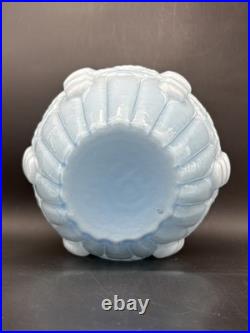 Vase Art Déco en verre double couche vers 1930