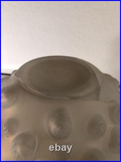 Vase Art Deco en verre opalescent de René Lalique