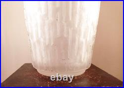 Vase Art Déco en verre travaillé à l'acide signé TOPS