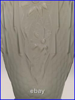 Vase Art Déco verre moulé pressé Gris Floral Géométrique France 1920 1930
