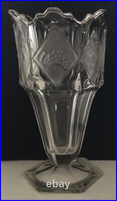 Vase Cristal Hexagonal 6 Décors En Losange Fleurs & Fruits Opalescents Art Déco