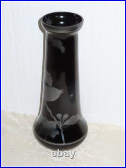 Vase En Verre Art Déco Noire Avec Peinture Métallique Argentée
