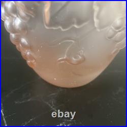 Vase En Verre Moulé Années 1930