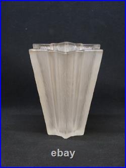 Vase Étoile Art Déco France 1930 En Verre Pressé Moulé Givré Attr Pierre D'Avesn