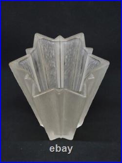 Vase Étoile Art Déco France 1930 En Verre Pressé Moulé Givré Attr Pierre D'Avesn