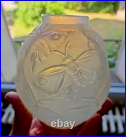 Vase VERLYS papillon verre opalescent Art Déco Nouveau Sabino Lalique Daum XXE