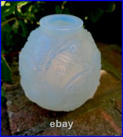 Vase VERLYS papillon verre opalescent Art Déco Nouveau Sabino Lalique Daum XXE