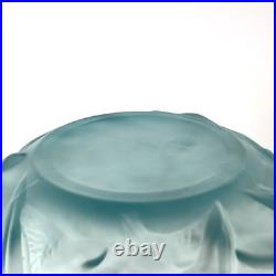 Vase boule Art Déco Arvers France (André Delatte) en verre bleu moulé-pressé Vase boule Art Déco Arvers France (André Delatte) en verre bleu moulé-pressé