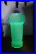 Vase en verre opalin, ouraline, uranium, motif chardons, art déco, pièce rare