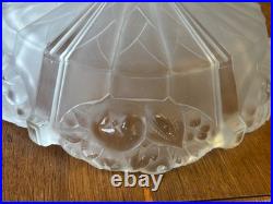 Vasque verre moulé pressé art deco decor de Fruits à Identifier