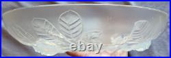Verlys France Coupe centre de table art déco en verre moulé opalescent Marrons
