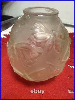 Verlys Vase Boule Art Deco A Decor De Papillons